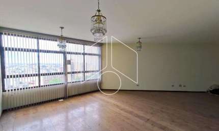 Apartamento com 3 quartos para alugar na Rua Quatro de Abril, 1105, Centro, Marília