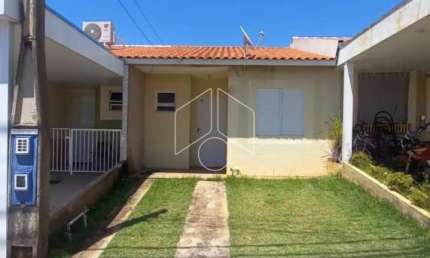 Casa em condomínio fechado com 2 quartos para alugar na Avenida Sigismundo Nunes de Oliveira, 7113, Jardim Nazareth, Marília