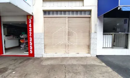 Sala comercial para alugar na Avenida Brasil, 951, Marília, Marília