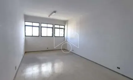 Sala comercial para alugar na Avenida Carlos Gomes, 1123, Centro, Marília