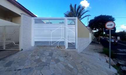 Casa com 3 quartos para alugar na Rua Mato Grosso, 0, 10458, Banzato, Marília