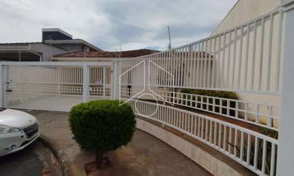 Casa comercial para alugar na Rua Sublimes Macorim Tosin, 95, Parque das Esmeraldas, Marília