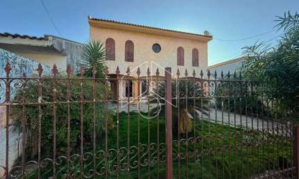 Casa com 4 quartos para alugar na Rua Capitão Alberto Mendes Júnior, 10273, Jardim Vitória, Marília
