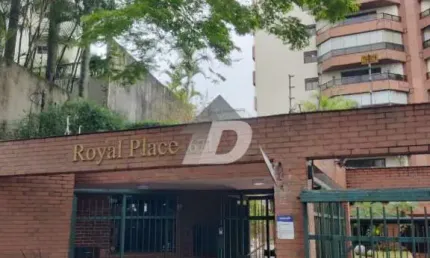 Apartamento com 4 quartos à venda na Vila Suzana, São Paulo , 213 m2 por R$ 1.200.000