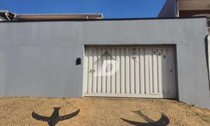 Casa com 3 quartos à venda no Jardim Nova Europa, Campinas , 215 m2 por R$ 830.000
