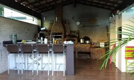 Parque Suburbano - Itapevi - Casa para venda possui 178 metros quadrados com 3 quartos, 2 vagas
