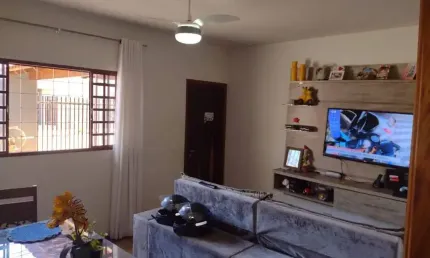 Casa com 3 Quartos e 2 banheiro à Venda, 133m²Ribeirão Preto São Paulo