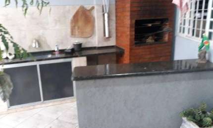 Casa com 3 Quartos e 2 banheiro à Venda, 130m² Santana de Parnaíba, São Paulo