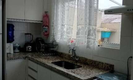 Linda casa com 3 quartos sendo 1 suite, 2 vagas - Cidade São Mateus - São Paulo