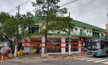 Prédio Comercial para Venda em Osasco, Rochdale, 4 dormitórios, 4 suítes, 6 banheiros, 5 vagas
