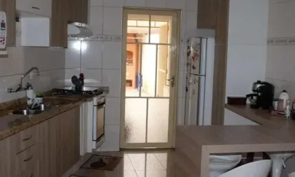 Casa para Venda em Jundiaí, Jardim Bizarro, 3 dormitórios, 1 suíte, 2 banheiros, 2 vagas