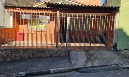 Casa para Locação em Osasco, Rochdale, 2 dormitórios, 1 banheiro, 1 vaga
