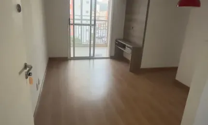 Lindo apartamento no condomínio caminhos da barra. vista livre, sol da manhã, andar mediano.
