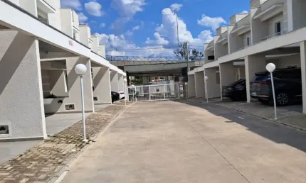 Casa em condomínio fechado com 2 quartos à venda na Rua Doutor Américo Figueiredo, 1640, Jardim Simus, Sorocaba