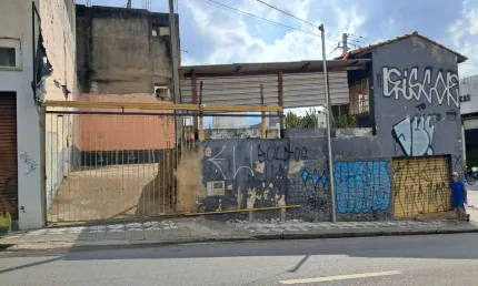 OPORTUNIDADE DE INVESTIMENTO: ESTACIONAMENTO EM LOCALIZAÇÃO PRIVILEGIADA NO CENTRO