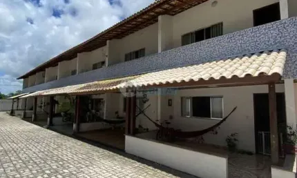 Oportunidade!!!! Casa de 3/4 sendo duas suítes em condomínio Village