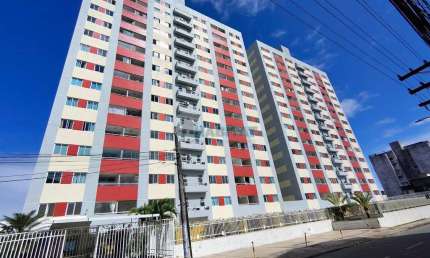 Excelente apartamento com 2/4, com suíte, andar alto, duas vagas!