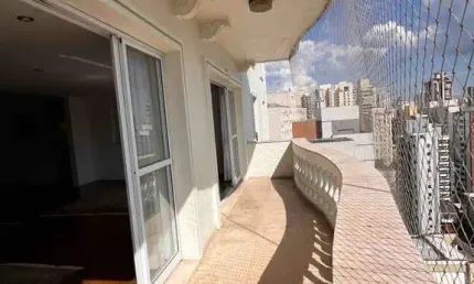Apartamento com vista incrível no coração do jardim paulista à venda com 263m², 04 quartos, 04 banh
