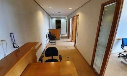 Conjunto comercial, Praça Roosevelt, na Consolação, SP