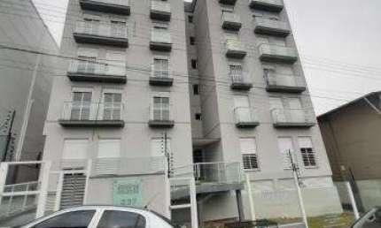 Apartamento com 3 quartos para alugar no Cinqüentenário, Caxias do Sul 