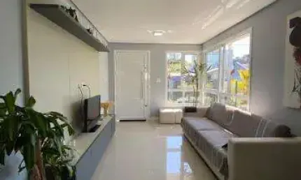 Casa com 3 quartos à venda no São Luiz, Caxias do Sul 