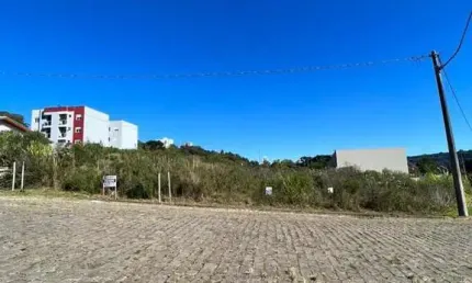 Terreno à venda na Nossa Senhora da Saúde, Caxias do Sul 