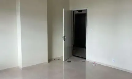 Sala comercial à venda no Centro, Caxias do Sul 