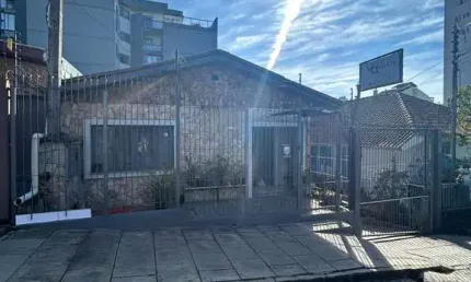 Casa com 3 quartos à venda no Rio Branco, Caxias do Sul 