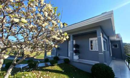 Casa com 3 quartos para alugar no São Luiz, Caxias do Sul 