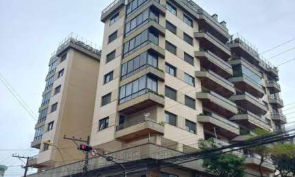 Apartamento com 3 quartos para alugar no Centro, Caxias do Sul 