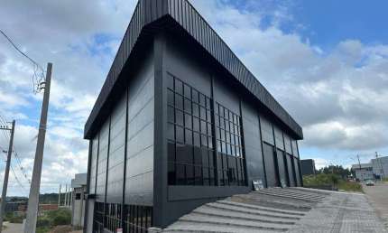 Pavilhão / Depósito Jardim das Hortências Caxias do Sul
