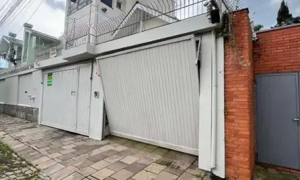 Casa com 3 quartos à venda no Petrópolis, Caxias do Sul 