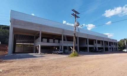 Pavilhão / Depósito Jardim das Hortências Caxias do Sul