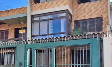 Casa com 4 quartos à venda na Colina Sorriso, Caxias do Sul 
