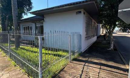 Casa com 3 quartos para alugar na Bela Vista, Caxias do Sul 