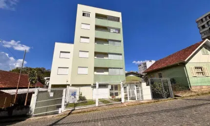 Apartamento com 2 quartos à venda no Madureira, Caxias do Sul 