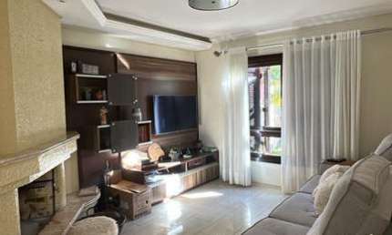 Casa com 3 quartos para alugar no Cruzeiro, Caxias do Sul 