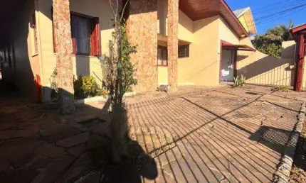 Casa com 3 quartos à venda no São Caetano, Caxias do Sul 