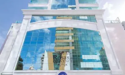 M113 - Edifício Rosas de Provence apartamento em Itapema