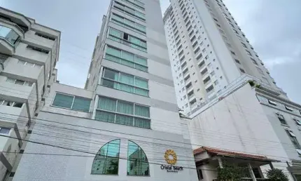M128 - Cristal Beach apartamento em Balneário Camboriú