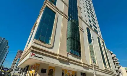 Apartamento com 4 quartos à venda na Rua 137, Meia Praia, Itapema
