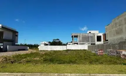 T338 - Terreno no Condomínio Viva Park em Porto Belo