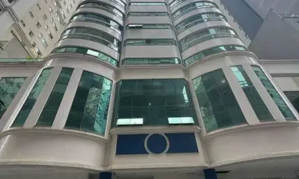 Apartamento com 3 quartos à venda na Rua 137, Meia Praia, Itapema