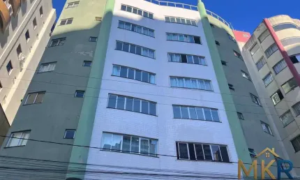 Apartamento com 3 quartos à venda na Rua 137, Meia Praia, Itapema