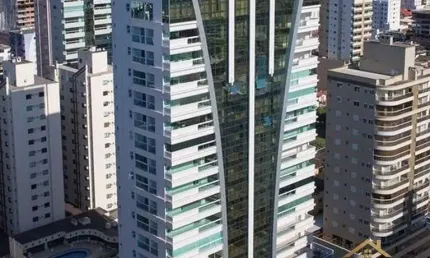 Apartamento com 4 quartos à venda na Rua 137, Meia Praia, Itapema