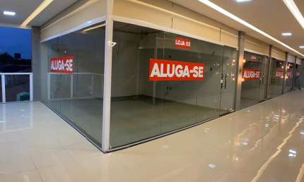 Sala comercial com 1 sala para alugar na Avenida Daniel de La Touche, Cohama, São Luís