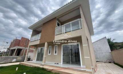 Casa com 2 dormitórios à venda, 74 m² por R$ 330.000,00 - São José do Imbassaí - Maricá/RJ