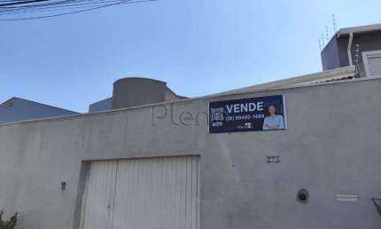 Casa à venda  com 3 quartos no Vila Brandina, Campinas.