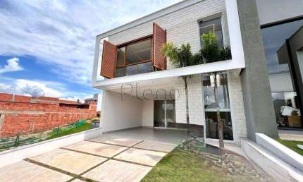 Casa à venda com 3 quartos no Loteamento Park Gran Reserve, Indaiatuba.