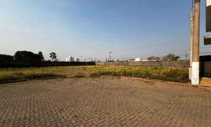 Terreno à venda em Paulínia, Jardim Fortaleza, com 900.38 m², Alemac